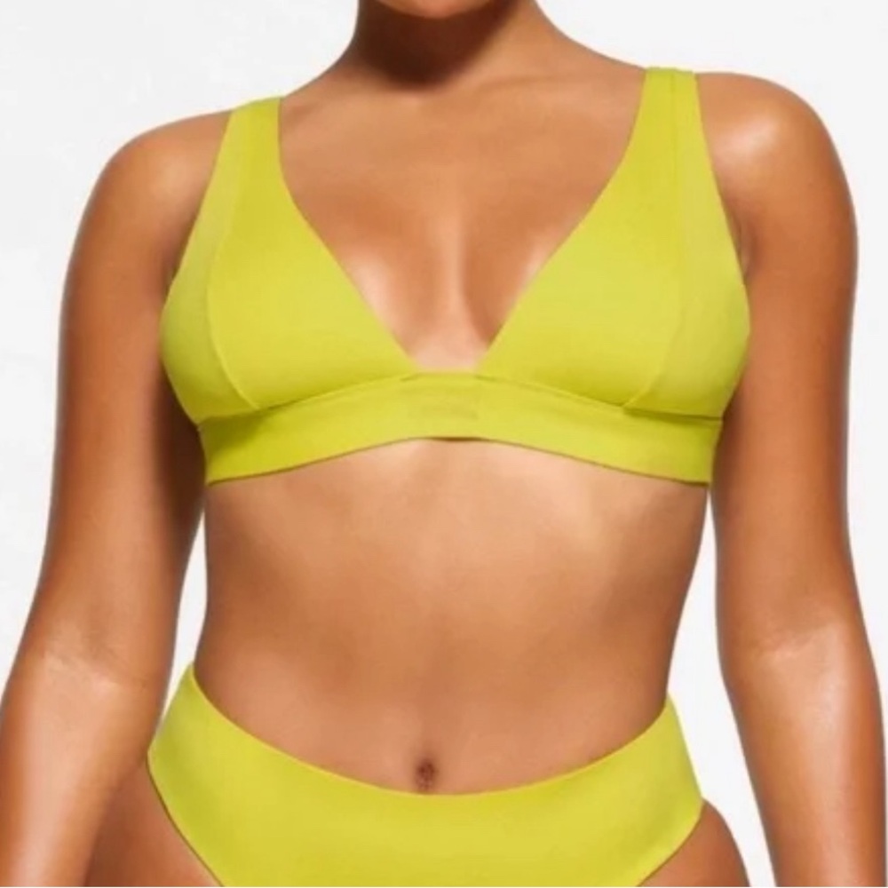 SKIMS NWT Plunge Citrus Bikini Top Size 3X